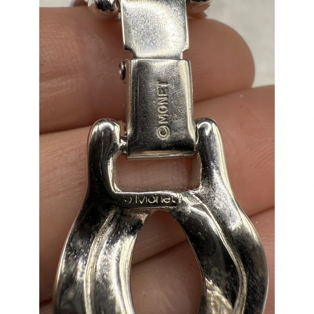 Vintage Monet Bracelet Double Link Silver Tone Signed 6.5" - Picture 4 of 7